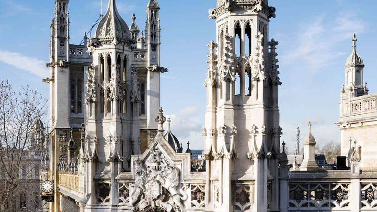 King’s College London